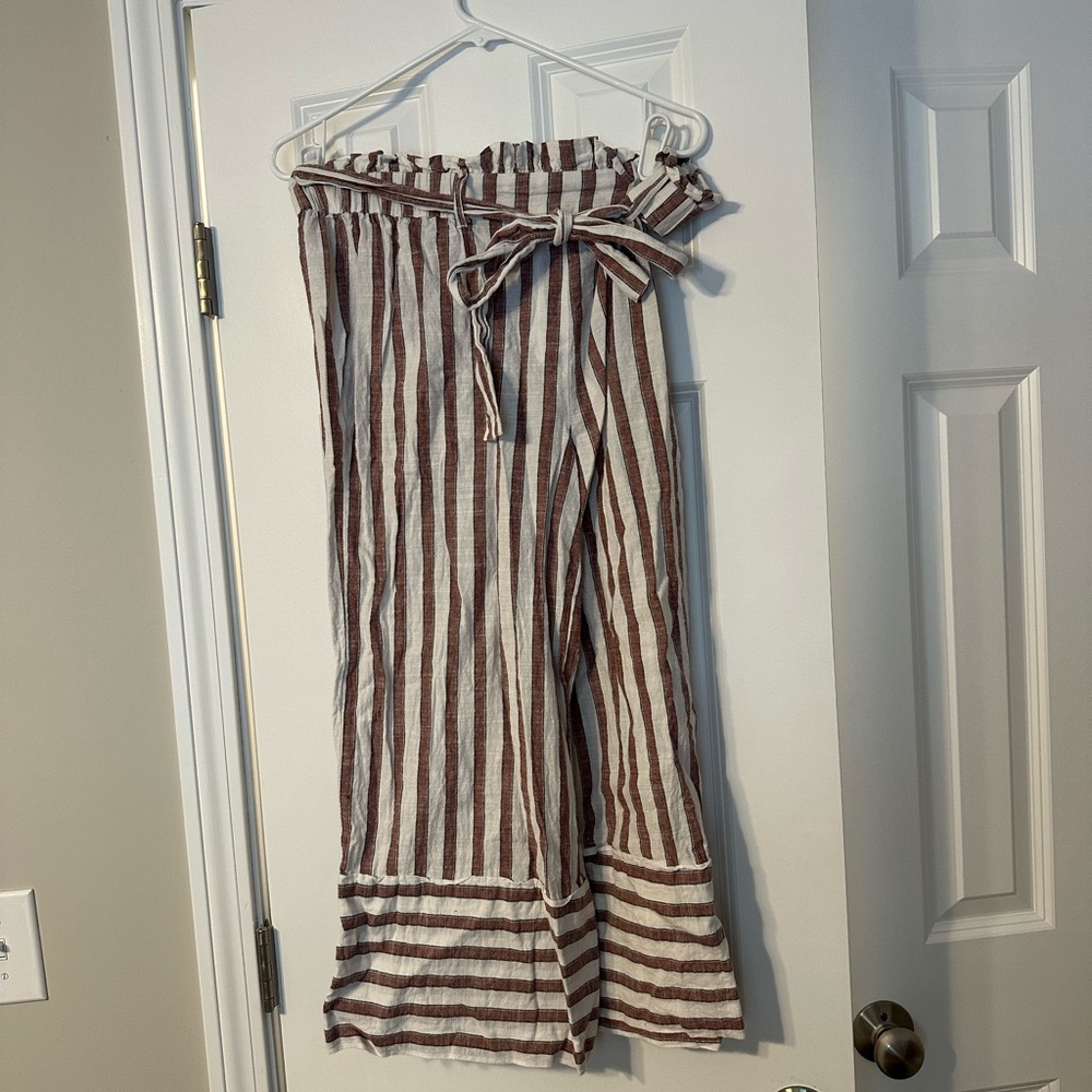 Wide legged cropped dusty rose striped pants